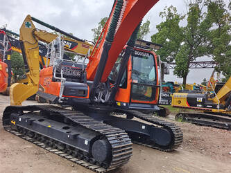 صورة ل حفارات مجنزرة 2024 دووسان DX300