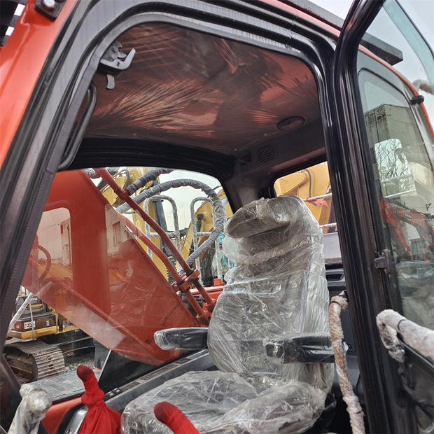 2023 Doosan DX300-44701904