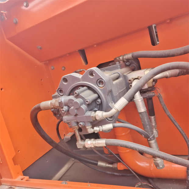 2023 Doosan DX340-44701940