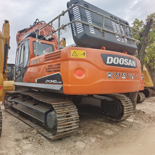 2023 Doosan DX340-44701946