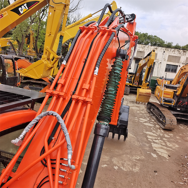 2024 Doosan DX225-44702060