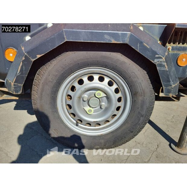 2015 تاورلايت VB-9-44702322