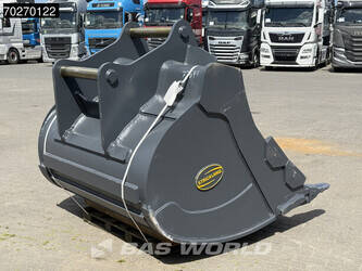 2025-strickland-s80-1319434-44702502