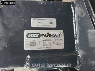 2015-mercedes-benz-axor-1833-44702627