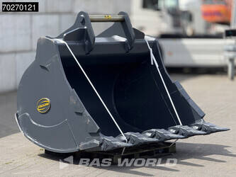 2025-strickland-s80-1319436-44702705