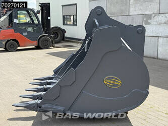 2025-strickland-s80-1319436-44702706