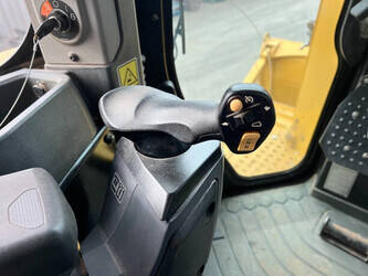 2020-caterpillar-d6-lgp-ce-1400596-44703502