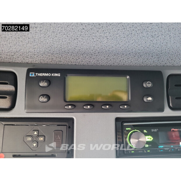 2017 Mercedes-Benz Atego 1524-44703651