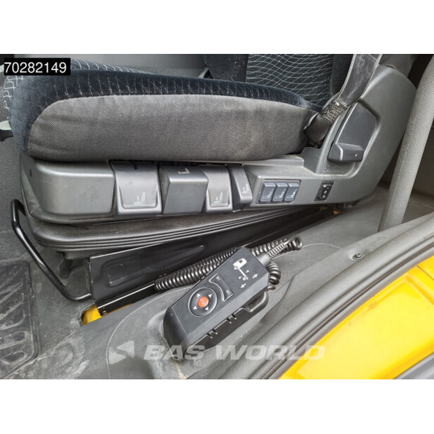 2017 Mercedes-Benz Atego 1524-44703659