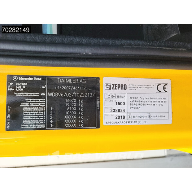 2017 Mercedes-Benz Atego 1524-44703665