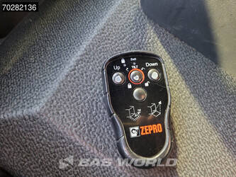 2018-mercedes-benz-atego-1524-1379754-44703776