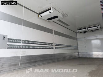 2018-mercedes-benz-atego-1524-1381726-44704003