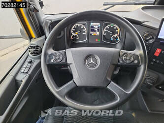 2018-mercedes-benz-atego-1524-1381726-44704037