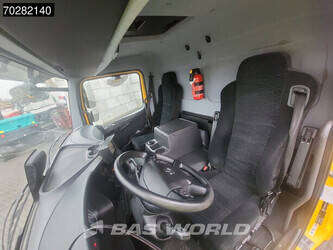 2018-mercedes-benz-atego-1524-1381727-44704122