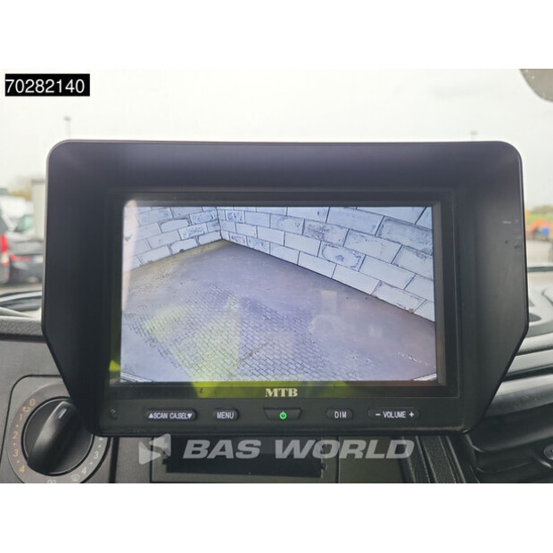 2018 Mercedes-Benz Atego 1524-44704124