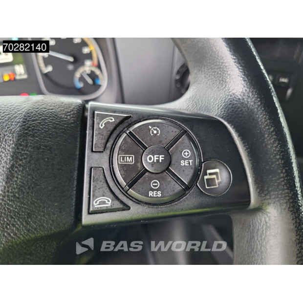 2018 Mercedes-Benz Atego 1524-44704132