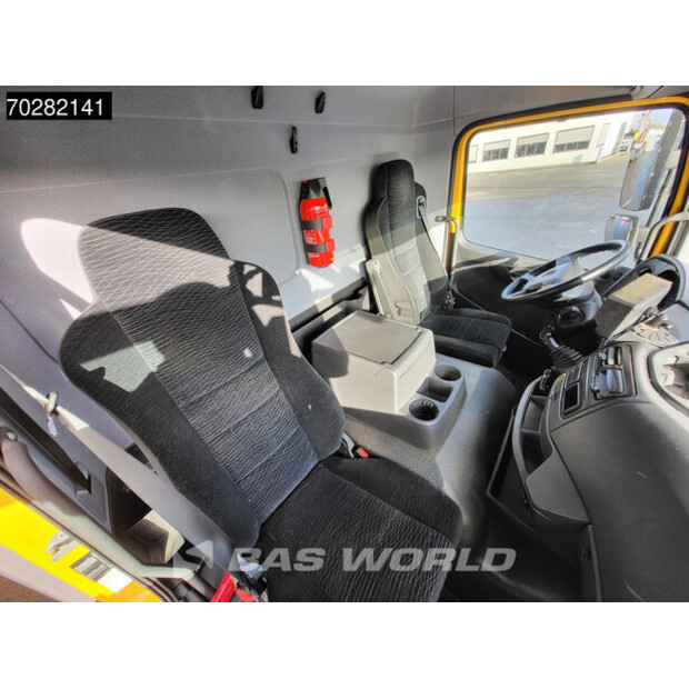 2018 Mercedes-Benz Atego 1524-44704279