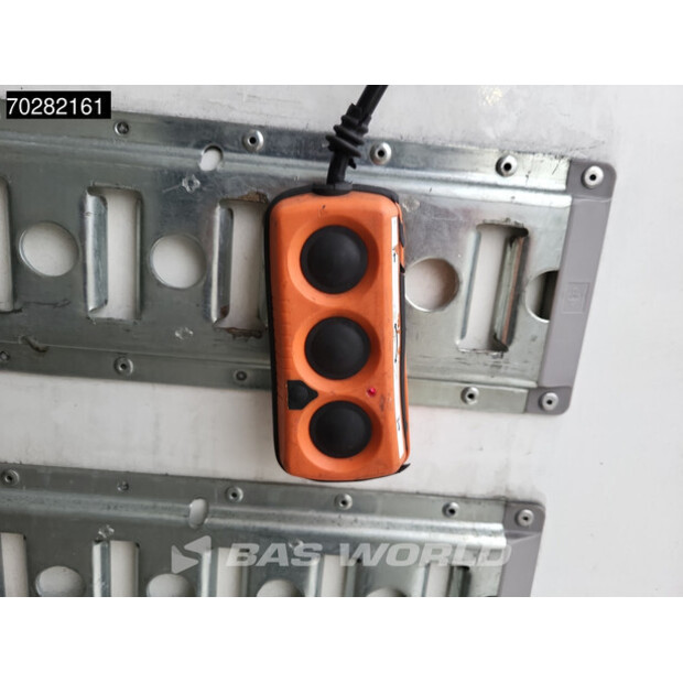 2016 Mercedes-Benz Atego 1524-44704360