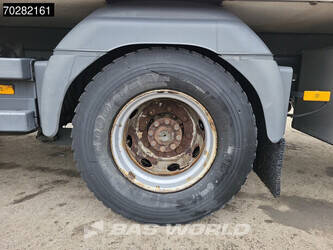 2016-mercedes-benz-atego-1524-1382317-44704368