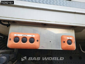 2016-mercedes-benz-atego-1524-1382317-44704374