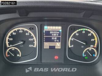 2016-mercedes-benz-atego-1524-1382317-44704418