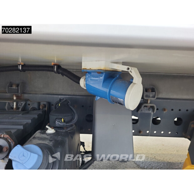 2018 Mercedes-Benz Atego 1524-44704455