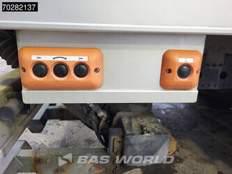 2018-mercedes-benz-atego-1524-1382320-44704458