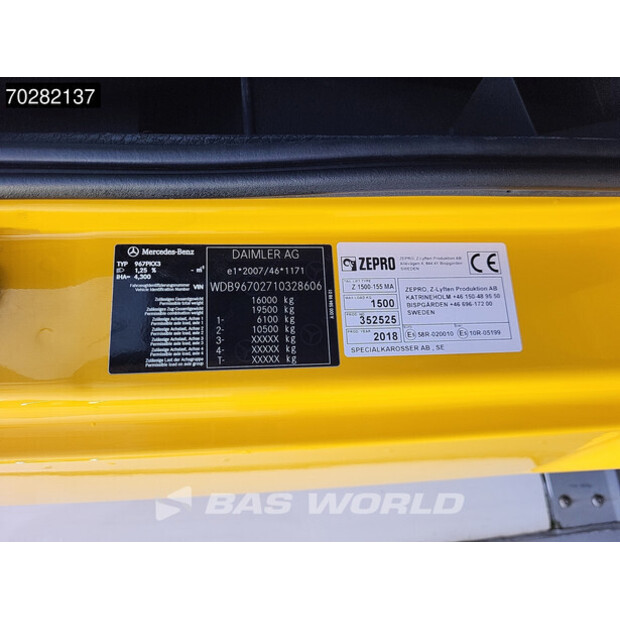 2018 Mercedes-Benz Atego 1524-44704487