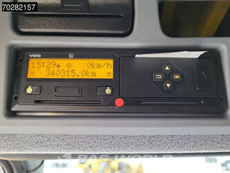 2016-mercedes-benz-atego-1524-1384530-44704559