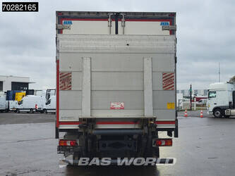 2016-mercedes-benz-atego-1524-1384896-44704616