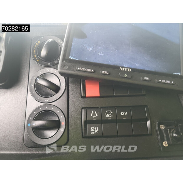 2016 Mercedes-Benz Atego 1524-44704637