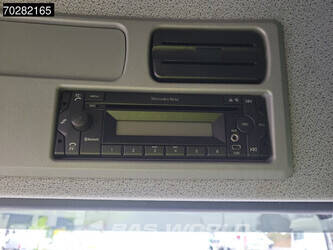 2016-mercedes-benz-atego-1524-1384896-44704638