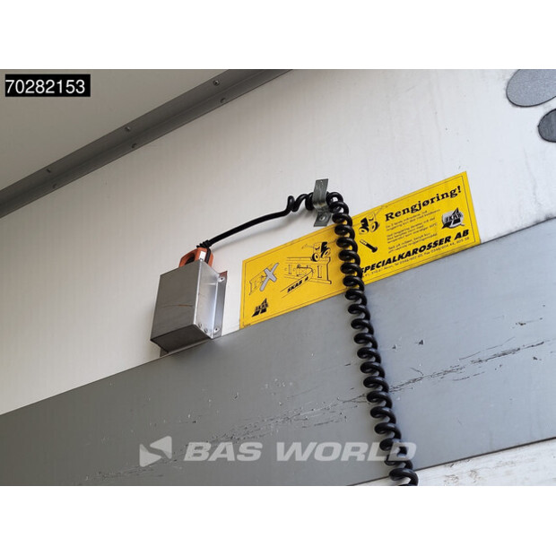 2017 Mercedes-Benz Atego 1524-44704648