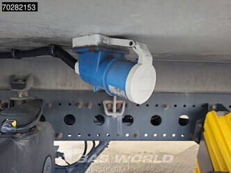 2017-mercedes-benz-atego-1524-1385298-44704652