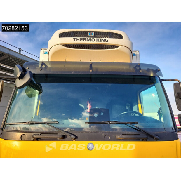 2017 Mercedes-Benz Atego 1524-44704660