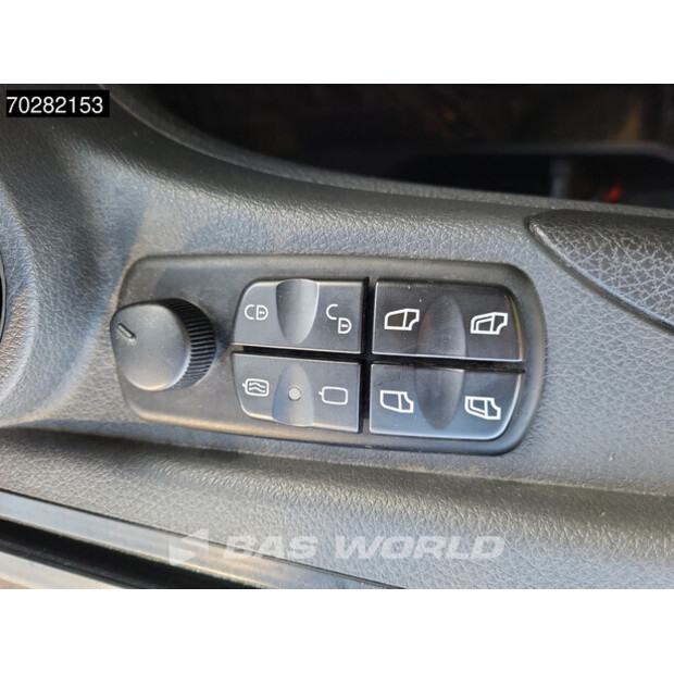 2017 Mercedes-Benz Atego 1524-44704669