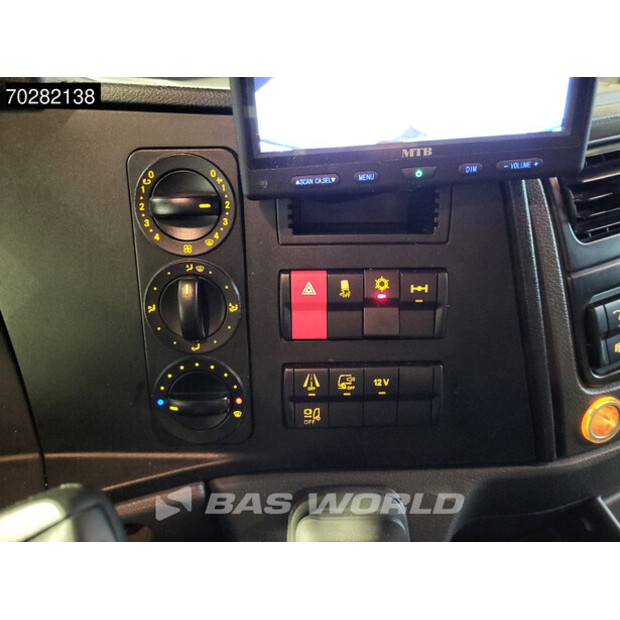 2018 Mercedes-Benz Atego 1524-44704704