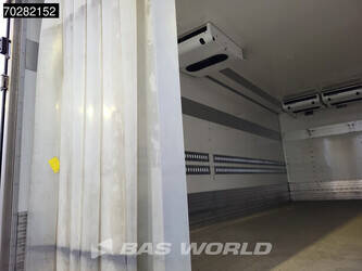 2017-mercedes-benz-atego-1524-1386161-44704733