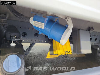 2017-mercedes-benz-atego-1524-1386161-44704735