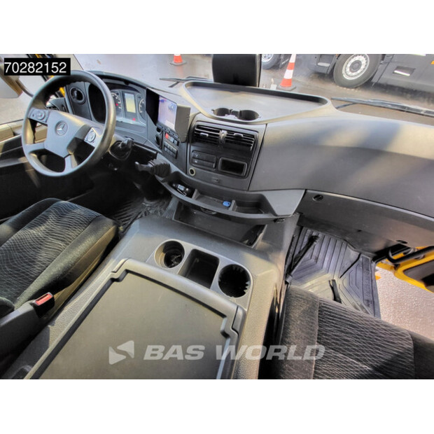 2017 Mercedes-Benz Atego 1524-44704737