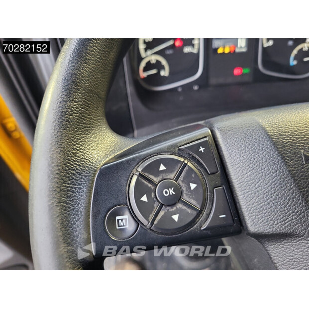 2017 Mercedes-Benz Atego 1524-44704740