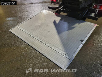 2017-mercedes-benz-atego-1524-1388356-44704762