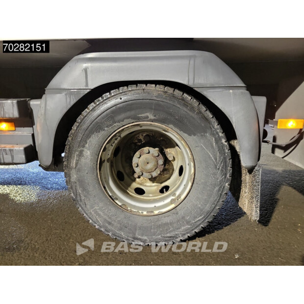 2017 Mercedes-Benz Atego 1524-44704774