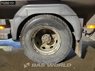 2017-mercedes-benz-atego-1524-1388356-44704774