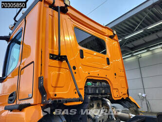 2016-mercedes-benz-arocs-3243-1400607-44704805