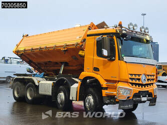 2016-mercedes-benz-arocs-3243-1400607-44704807