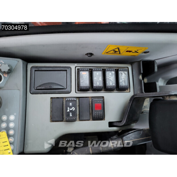 2014 Hitachi ZX140W-5B-44704919