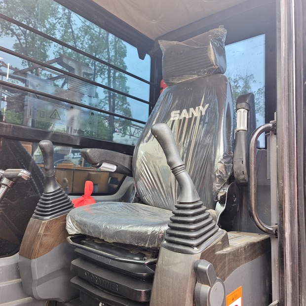 2023 SANY SY75C-44705300