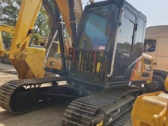 صورة ل حفارات 2023 SANY SY135C للبيع في الصّين