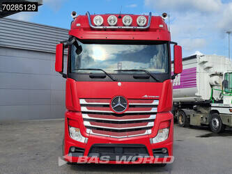 2014-mercedes-benz-actros-2548-1282608-44705999